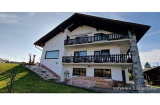 Haus kaufen in 94508 Schöllnach, **Geräumiges Mehrgenerationenhaus oder Renditeobjekt in Schöllnach, Bergstraße