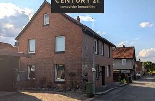 Haus kaufen in 31191 Algermissen, 7,4 % Rendite – Zweifamilienhaus ideal für Anleger