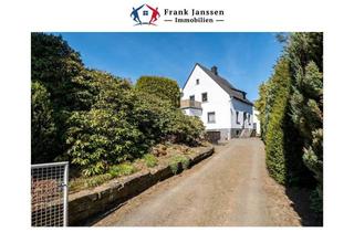 Einfamilienhaus kaufen in 54550 Daun, Neuer Preis! Freistehendes Einfamilienhaus in Daun - zentrale Lage - toller Garten - Garage