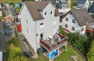 Einfamilienhaus kaufen in 57555 Mudersbach, RESERVIERT - großes Einfamilienhaus in Niederschelderhütte zu verkaufen