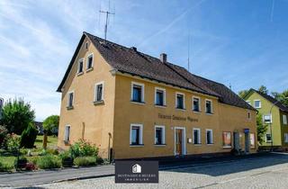 Haus kaufen in 92271 Freihung, Geräumiges Wohnhaus mit Scheune und großem Grundstück in Freihung