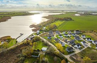 Haus kaufen in 18574 Poseritz, Traumhaftes Haus mit Wasserblick und Balkon am Hafen von Puddemin