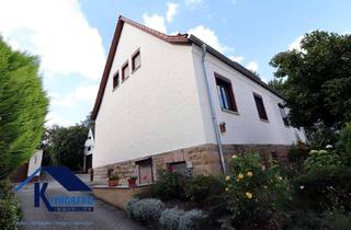 Doppelhaushälfte kaufen in Schulstraße 52, 06712 Döschwitz, Doppelhaushälfte mit Garagen, Grundstück und Garten idyllisch gelegen in Gladitz zu verkaufen!