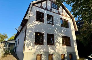 Haus kaufen in 23843 Bad Oldesloe, Charmantes Wohnhaus mit Einliegerwohnung und 2 mgl. Baugrundstücken