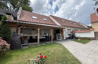 Haus kaufen in 60437 Bonames, Kapitalanlage mit laufenden Mieteinnahmen und Entwicklungspotenzial