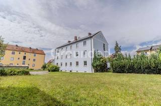 Haus kaufen in Stauffenbergstraße, 93133 Burglengenfeld, Gepflegtes 8-Parteien-Haus mit PV-Anlage und großem Grundstück im Umland von Regensburg