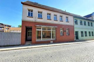 Haus kaufen in 17153 Stavenhagen, solides Wohn- und Geschäftshaus in zentraler Lage von Stavenhagen