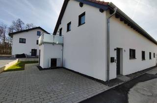 Doppelhaushälfte kaufen in 74613 Öhringen, JETZT ZUSCHLAGEN: Neuwertige Doppelhaushälfte m. Balkon, Terrasse, 162m² Wohnfl. & Stellplatz