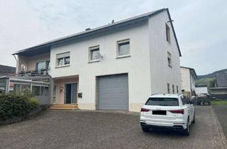 Haus kaufen in 54536 Kröv, Zwei eigenständige Immobilien in Kröv:Wohn- und Geschäftshaus und Wohnhaus, jeweils mit Garage