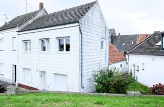Haus kaufen in 47533 Kleve, Charmantes Reihenendhaus in Deichlage