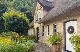 Haus kaufen in 25887 Winnert, Liebevoll und top saniertes Reetdachhaus mit Bauerngarten - Bei Husum-Nordsee