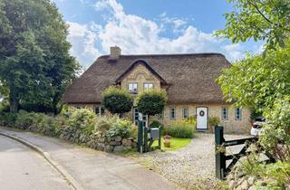 Haus kaufen in 25887 Winnert, Liebevoll und top saniertes Reetdachhaus mit Bauerngarten - Bei Husum-Nordsee