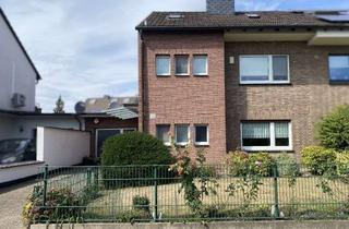 Doppelhaushälfte kaufen in 40721 Hilden, Doppelhaushälfte mit sonnigem Garten und großer Garage im Hildener Norden!