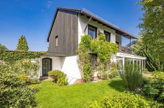 Einfamilienhaus kaufen in 82131 Gauting, Charmantes Einfamilienhaus mit viel Potential in ruhiger und grüner Lage
