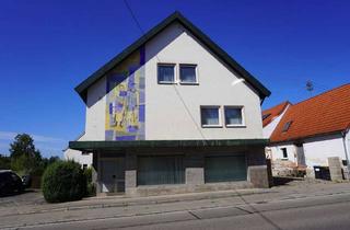 Haus kaufen in 89343 Jettingen-Scheppach, Zweifamilienhaus mit Charakter: Gewerbe, Garten & Garagen - alles unter einem Dach!