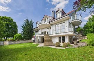 Einfamilienhaus kaufen in 65232 Taunusstein, Großzügiges Einfamilienhaus mit Aufzug, 2 Doppelgarage und traumhaftem Ausblick in ruhiger Lage
