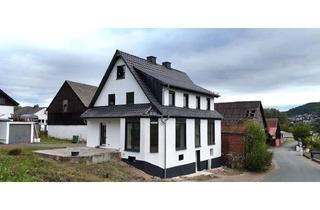 Einfamilienhaus kaufen in 35232 Dautphetal, Preissenkung!!! Exklusives Einfamilienhaus mit Garage und einem weiteren Haus und Scheune
