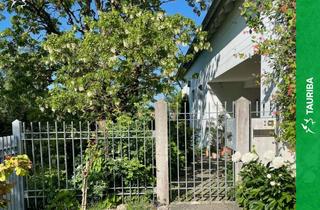 Villa kaufen in 85080 Gaimersheim, +++Energieeffizienz A: Freistehende Villa mit Wellnessbereich, Garten, Garage und vielen Extras+++