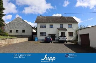 Einfamilienhaus kaufen in 54552 Boxberg, Gemütliches und renoviertes Einfamilienhaus mit Anbau, Garagen und großem Garten, Boxberg