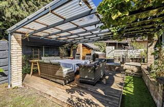 Einfamilienhaus kaufen in 68775 Ketsch, Schönes Einfamilienhaus mit großzügigem Garten und Nebengebäude in guter Lage von Ketsch