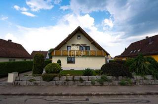 Haus kaufen in 91599 Dentlein, Zweifamilienhaus mit ausgebautem Spitzboden, Keller, Garage & Gartenoase