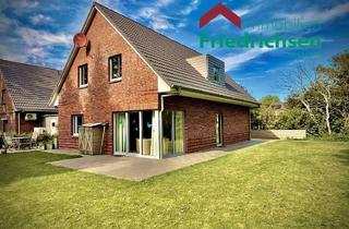Einfamilienhaus kaufen in 25899 Niebüll, Einfamilienhaus mit 2 Wohneinheiten am Stadtrand von Niebüll