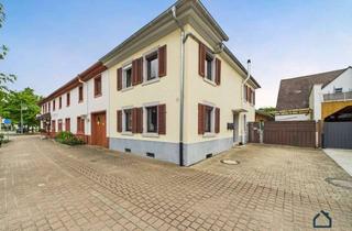 Haus kaufen in 77975 Ringsheim, Begehrt & begrenzt: Charmantes Haus nahe Europa-Park in Ringsheim!