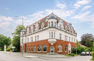 Haus kaufen in 14109 Wannsee, Aufgeteiltes Wohn- und Geschäftshaus mit Leerstand