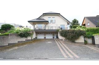 Villa kaufen in Alte Heer Straße 33, 47559 Kranenburg, Moderne Villa mit Tiefgarage und schönem Garten.