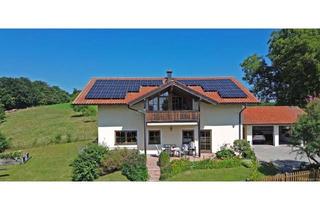 Haus kaufen in Kirchfeldstraße, 83373 Taching, Ruhig gelegenes EFH mit Doppelgarage, Carport, Wärmepumpe & Weitblick am Tachinger See