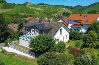 Villa kaufen in 77770 Durbach, Liebhaberobjekt in Durbach - Burgblick & ELW