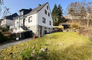 Doppelhaushälfte kaufen in 59872 Meschede, Rohdiamant mit Potenzial zum Traumhaus in zentraler Lage von Meschede