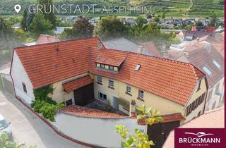 Haus kaufen in 67269 Grünstadt, Wohnen im Ortskern von Asselheim: Zweiseithof mit Scheune am Anfang der Langgasse