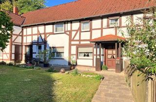 Haus kaufen in 31860 Emmerthal, Idyllische Lage und großer Garten: Fachwerkhaus in Emmerthal-Ortsteil zu verkaufen!