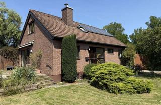 Einfamilienhaus kaufen in 31275 Lehrte, Lehrte - West: Grandioses Einfamilienhaus mit viel Platz, herrlichem Garten & Garage in bester Lage!