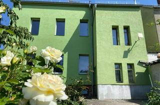 Einfamilienhaus kaufen in 04668 Mutzschen, Charmantes Einfamilienhaus mit Garten und Ausbaupotenzial in Mutzschen
