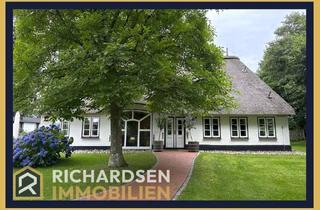 Haus kaufen in 25872 Wittbek, Reetgedecktes Anwesen auf einem parkähnlichen Grundstück in ruhiger Ortsrandlage in Wittbek