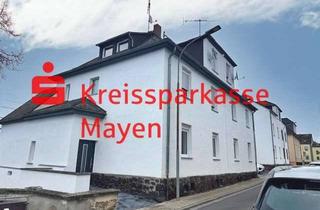 Doppelhaushälfte kaufen in 56299 Ochtendung, Kernsanierte Doppelhaushälfte Platz für 2-3 Fahrzeugen in einer Garage
