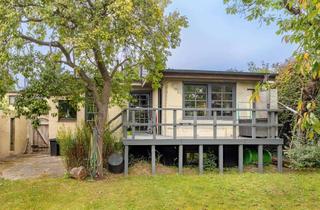 Einfamilienhaus kaufen in 22880 Wedel, Einfamilienhaus mit großem Garten und Ausbaupotenzial auf einem Erbpachtgrundstück