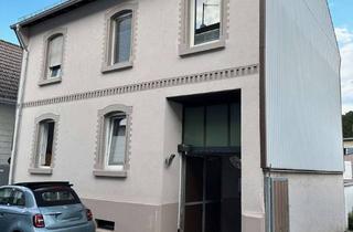 Einfamilienhaus kaufen in 64367 Mühltal, Einfamilienhaus in zentraler Lage : Modernisiert, Wohnküche, Kamin, Dachboden, Garten mit Remise