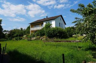 Haus kaufen in Kirschbacher Weg 19, 66500 Hornbach, Zweifamilienhaus mit großem Grundstück in Hornbach