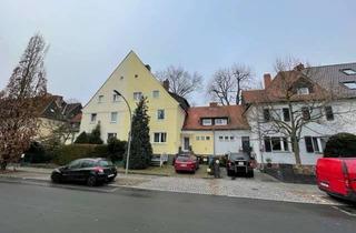 Doppelhaushälfte kaufen in Eichkampstraße 34, 14055 Charlottenburg, 9-Zimmer Doppelhaushälfte mit großem Grundstück & Potential