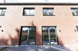 Haus mieten in 48308 Senden, Neubau-Erstbezug: Energieeffizientes und modernes Wohnen mit Raum für Mehrgenerationen