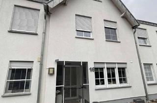 Haus mieten in Wimpelsweid 16, 52525 Heinsberg, Reihenmittelhaus mit Garten und Terrasse in Heinsberg-Kempen, WBS 4 Pers. erf.