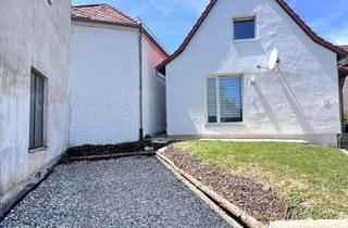 Haus mieten in 84307 Eggenfelden, Preiswertes 4-Zimmer-Einfamilienhaus mit gehobener Innenausstattung und EBK in Eggenfelden