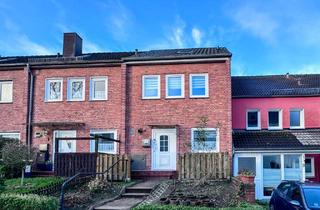Haus mieten in Jens-Due-Straße, 24939 Neustadt, Preiswertes 4-Zimmer-Reihenhaus mit EBK in Flensburg Neustadt