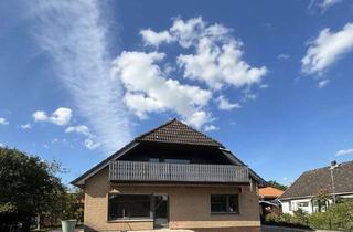 Haus mieten in Am Burggraben 10, 26939 Ovelgönne, Erstbezug nach Sanierung: 5-Zimmer-Einfamilienhaus in Ovelgönne mit Kamin und Garten