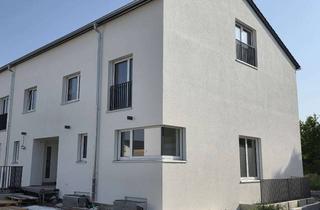 Haus mieten in Ob Der Großen Hohle, 74363 Güglingen, Erstbezug: Geräumige 6,5-Raum-Doppelhaushälfte mit gehobener Innenausstattung in Güglingen