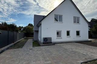 Haus mieten in Reihermoorweg 19, 30938 Burgwedel, Erstbezug: 4 Doppelhaushälften mit gehobener Ausstattung und Designer-Küche in Burgwedel OT Thönse