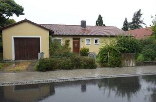 Haus mieten in 97320 Albertshofen, Barrierefreier Bungalow mit Garten in Albertshofen